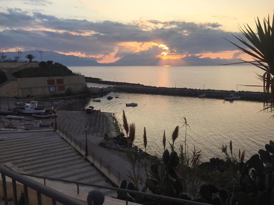 Summer Dream La Casa Sul Mare Trappeto  Exterior photo